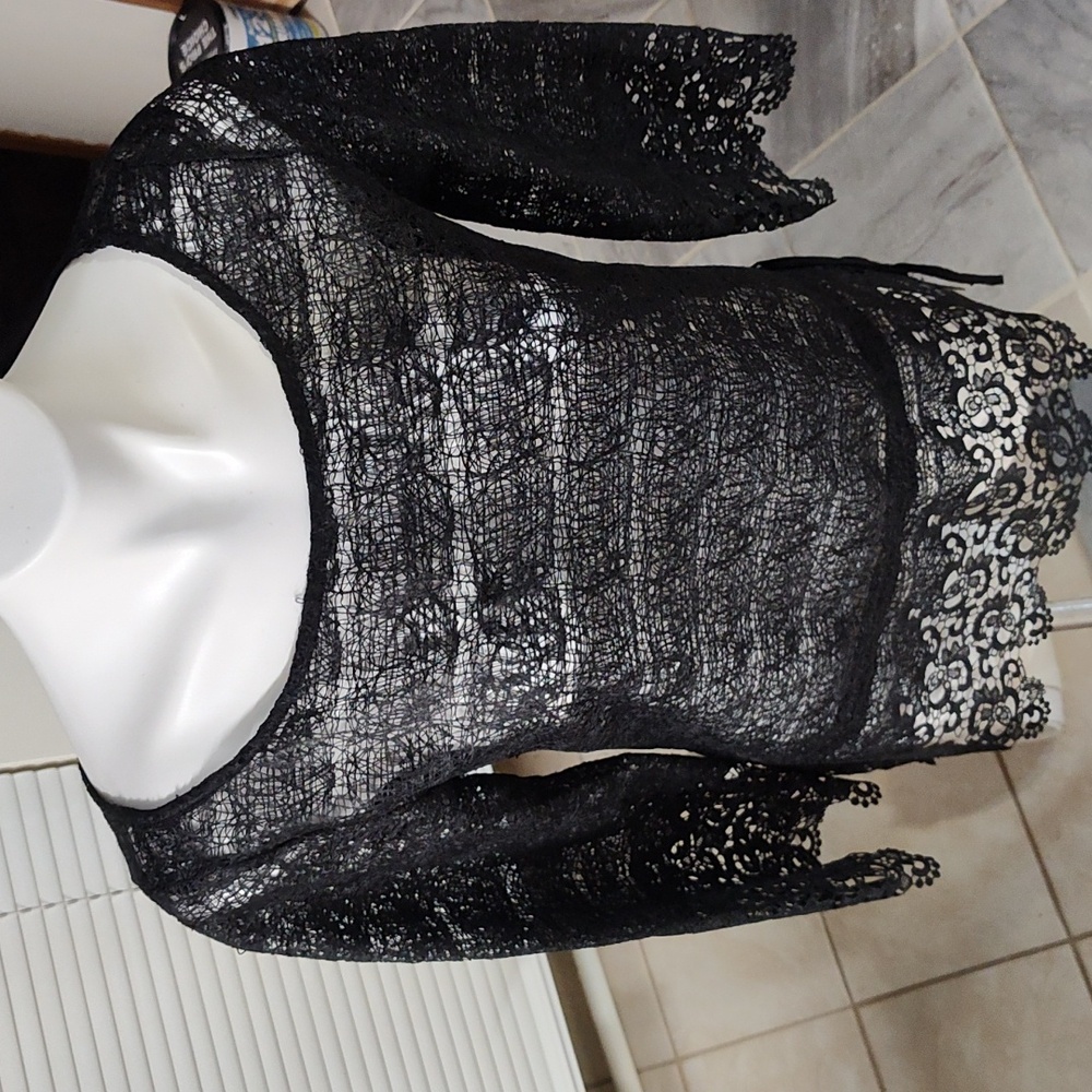 Blouse,  black lace, used like new, no Spandex